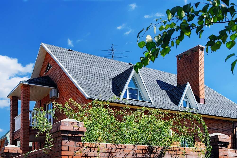 Bituumensindel katus - Hexagonal hall