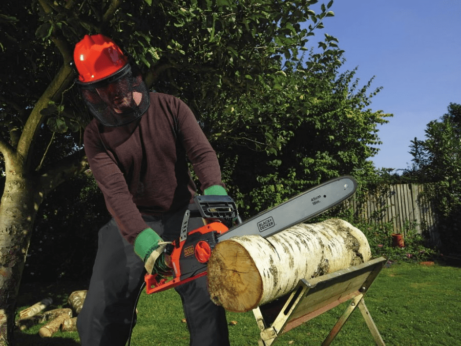 ELEKTRILINE KETTSAAG CS2245 / 2200 W / 45CM, BLACK&DECKER