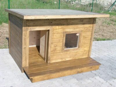 Soojustatud koerakuut Donna terrassiga