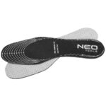 Insole with active carbon