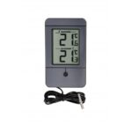 Digital indoor/outdoor thermometer